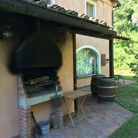 شقة House In Park Montopoli in Val dʼArno