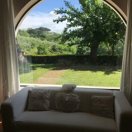 House In Park شقة Montopoli in Val dʼArno