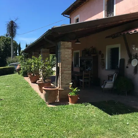 House In Park * Montopoli in Val dʼArno